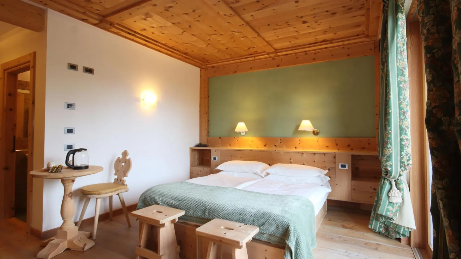 Ciasa Vervei Cortina d'Ampezzo Hotel